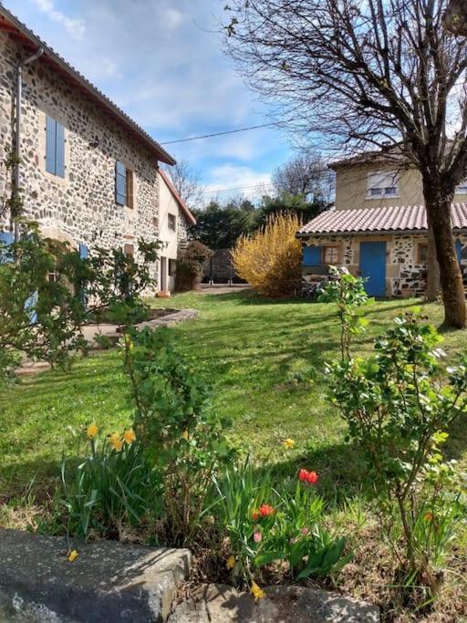 45m2, à La Campagne, à 15 Mns Du Puy En Velay
